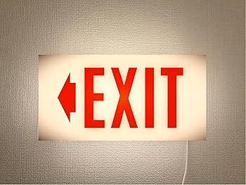 非常口サイン 壁掛け用 非常口左向き2 避難口・通路誘導標識 (蓄光ステッカー) 300×300